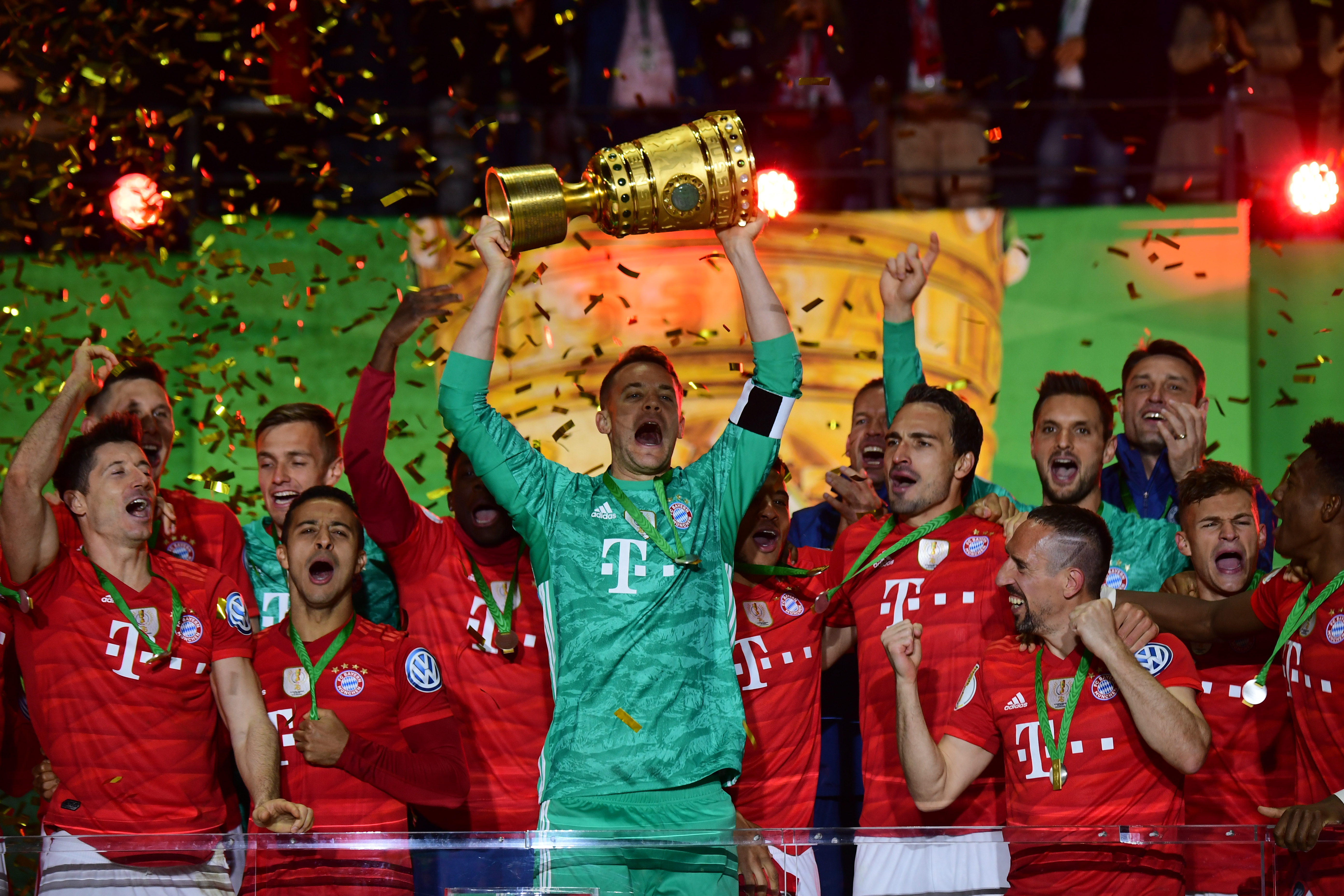 前国米助教：伊布是最难管的球员；阿德是个玻璃般脆弱的天才（前国米助教直言：伊布最难管理，阿德里亚诺天才却脆弱如玻璃）