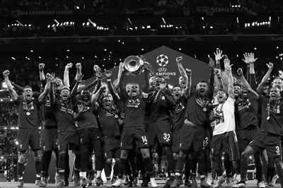 意媒：新星伊万-马耶首次入选一线队，他在国米的未来计划中