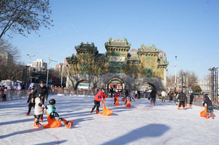 并列队史乌拉圭球员最多！巴尔韦德代表皇马出场227场比赛（巴尔韦德为皇马出场227次，追平队史乌拉圭球员出场纪录）
