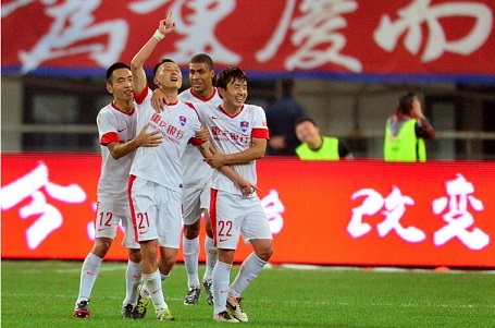 斯帕莱蒂：踢那不勒斯时我的选择出错了；热格罗瓦明天会首发（斯帕莱蒂：对阵那不勒斯我用人有误，热格罗瓦明日将首发）