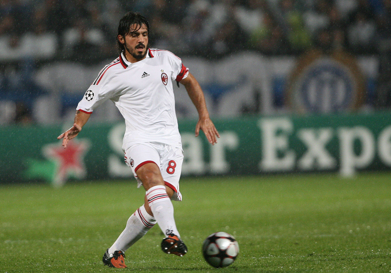 当志愿者在残特奥会：需要时我在你身旁，拼搏时我为你鼓掌（残特奥志愿者：你需要时我相伴，你拼搏时我喝彩）