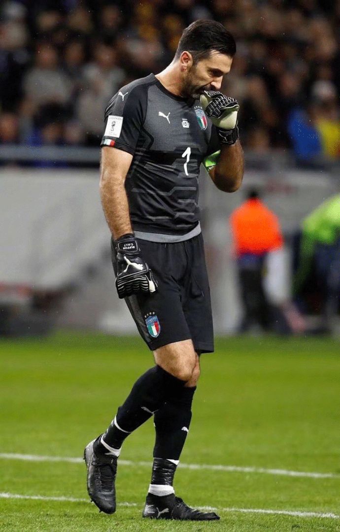 英超三强本轮欧冠比赛日小结English tea...（英超三强欧冠本轮赛日综述）