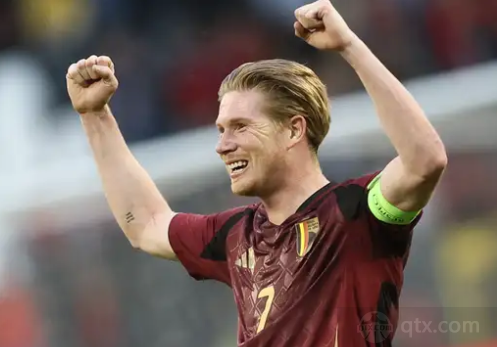 世界十大经典足球场（世界十大标志性足球场）