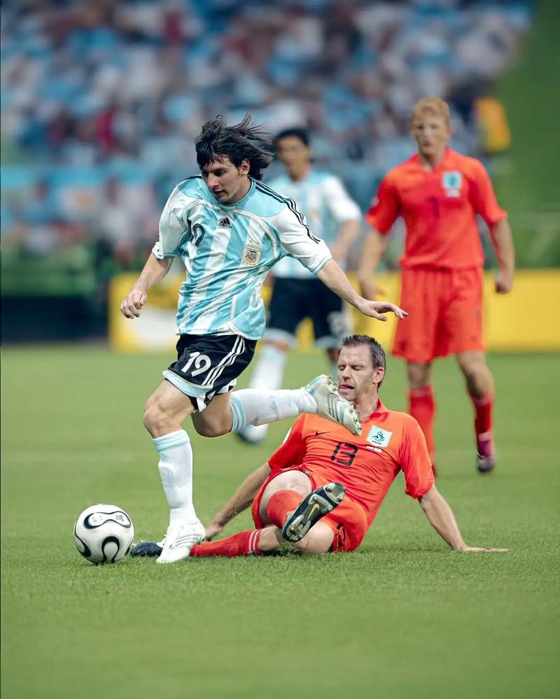 Here We Go！罗马诺：斯图加特中场米约即将加盟吉达国民（罗马诺确认：斯图加特中场米约将加盟吉达国民，Here We Go）