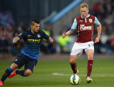 阿森纳在阿斯顿维拉的惊险失利使得争冠形势更加复杂